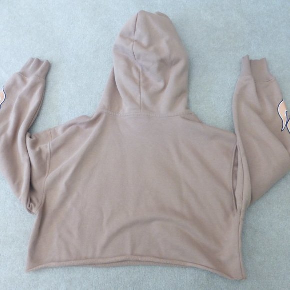 Mattel HOT WHEELS tan brown cropped hoodie sweatshirt - super cute! - Picture 5 of 7